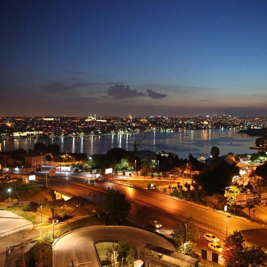 โรงแรมดารู สุลต่าน กาลาตา อิสตันบูล ภายนอก รูปภาพ View of the city